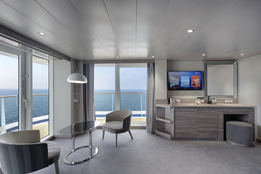 MSC Cruises MSC World Asia Grand Suite Aurea with Terrace SXT 4 ©MSC Rights.jpg